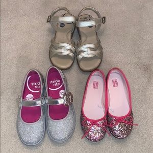 3 pairs kids shoes - like new